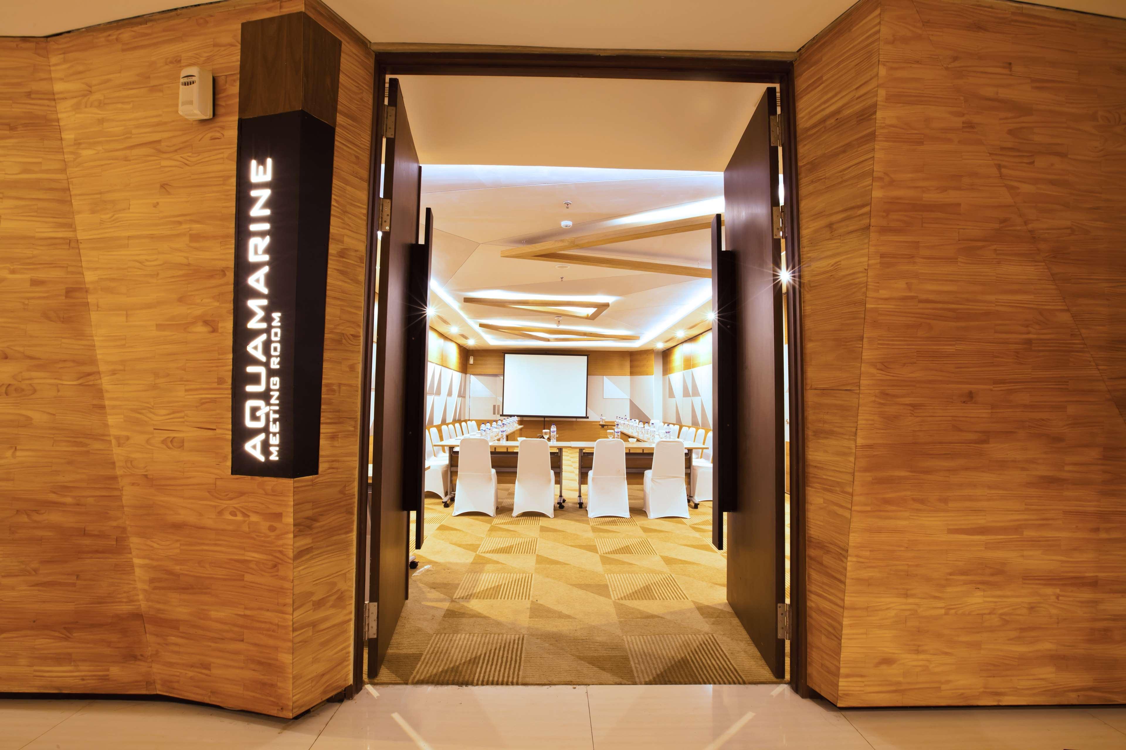 Golden Tulip Hotel