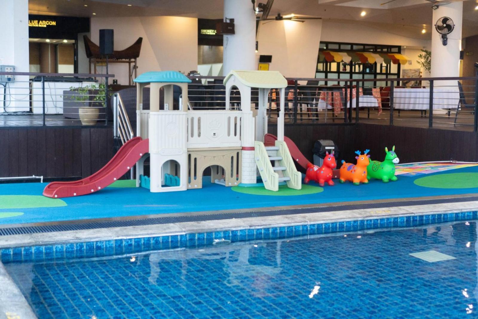 Hotel Golden Tulip Pontianak